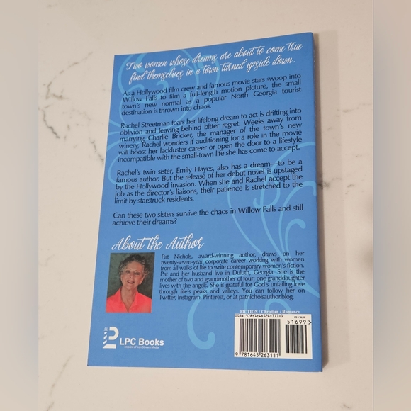 Starstruck in Willow Falls Willow Falls Series Pat Nichols Paperback Book Romanc - Picture 2 of 5